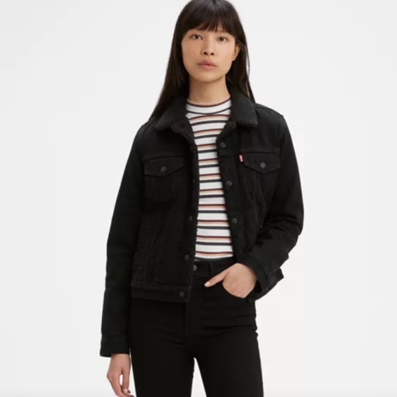 Levi's Jackets & Blazers - NWT Levi's Premium Original Sherpa Trucker Jacket